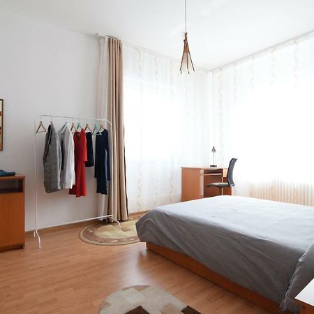 Apartamento Resedinta Lui Calin Bucarest Exterior foto