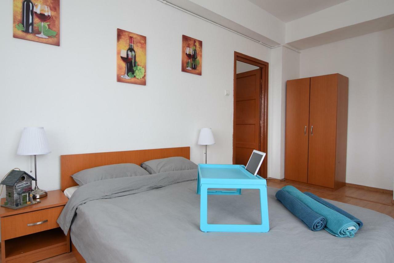 Apartamento Resedinta Lui Calin Bucarest Exterior foto